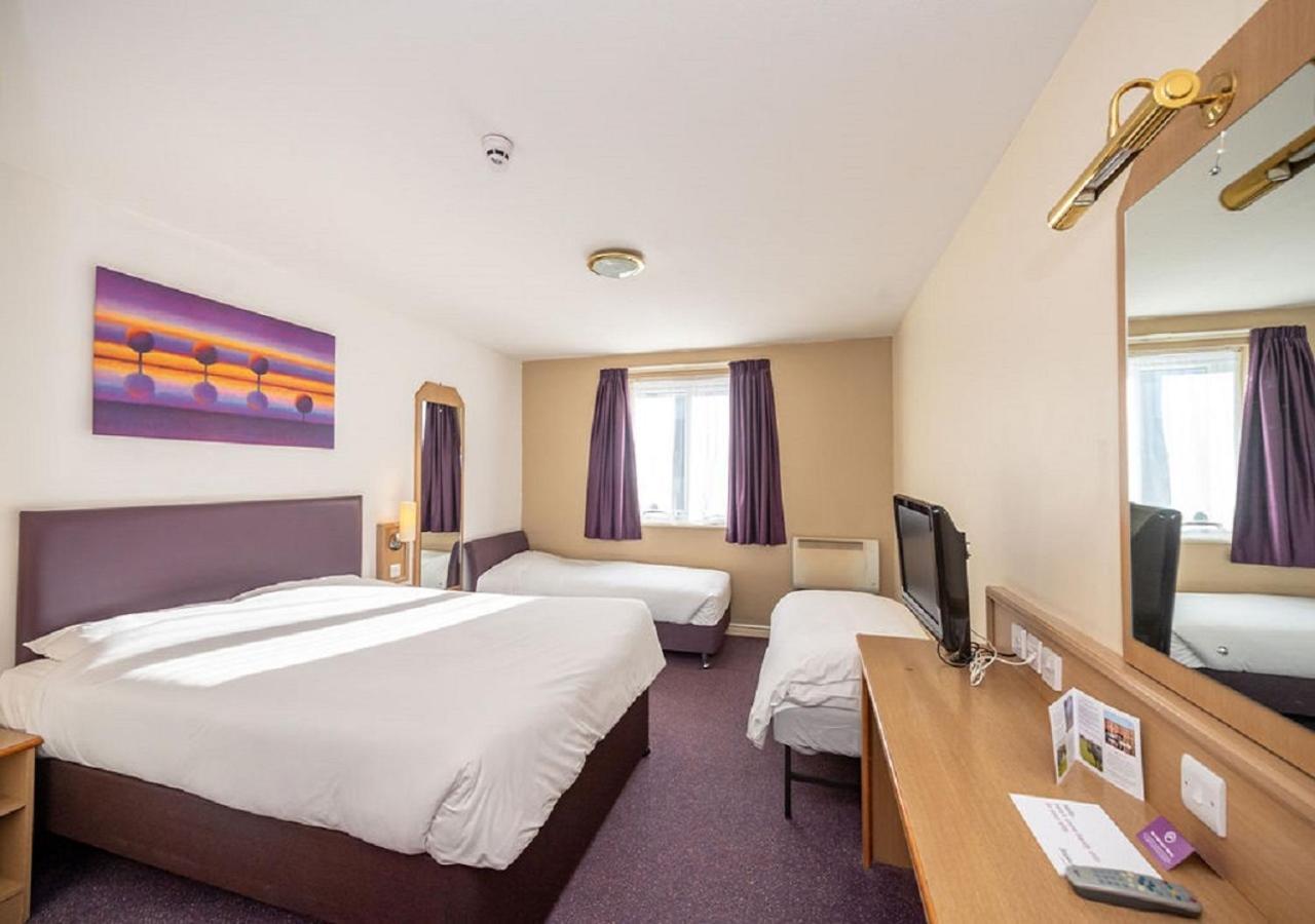 Stables Inn, Aintree Liverpool Exteriör bild